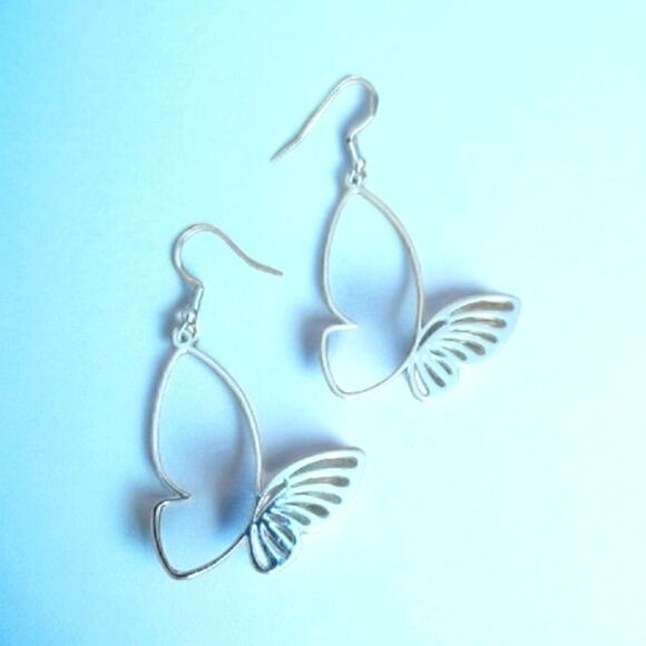 Dangling Butterfly Earrings   - Picture 1 of 4